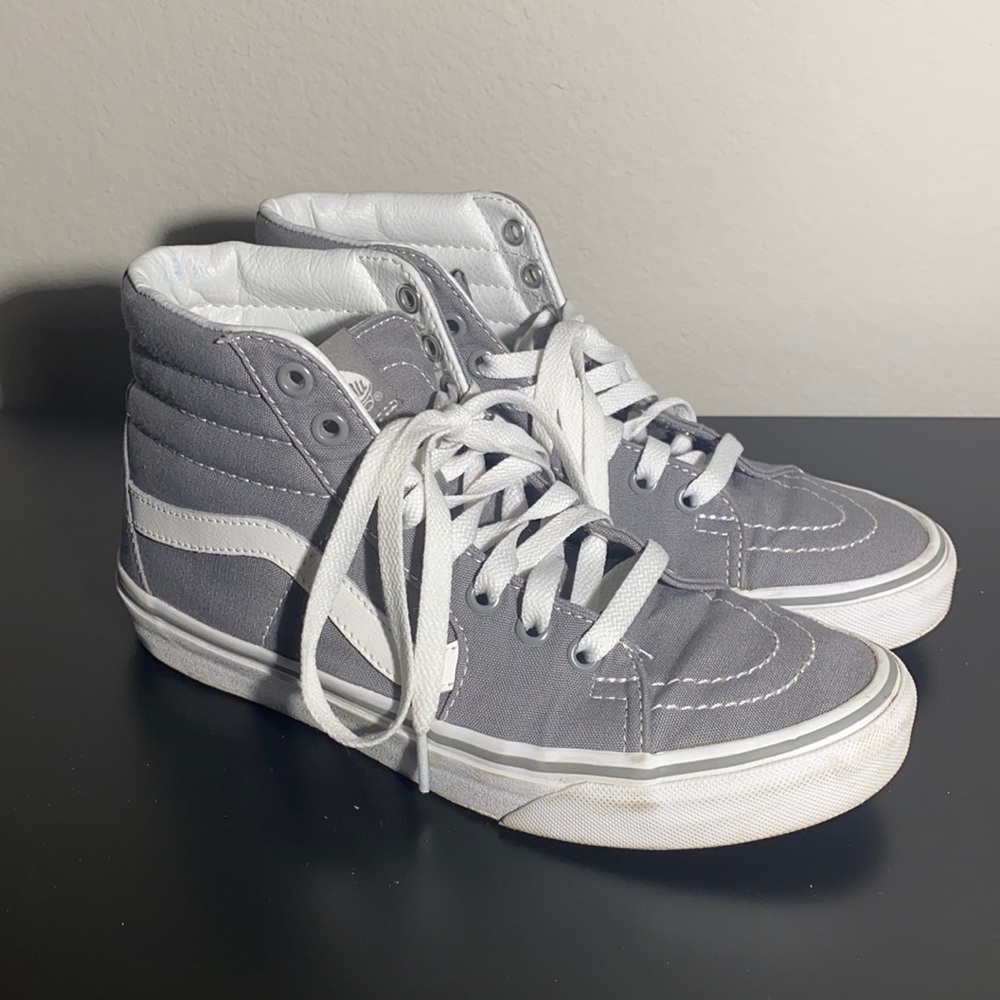 Grey Hightop Vans SZ 7